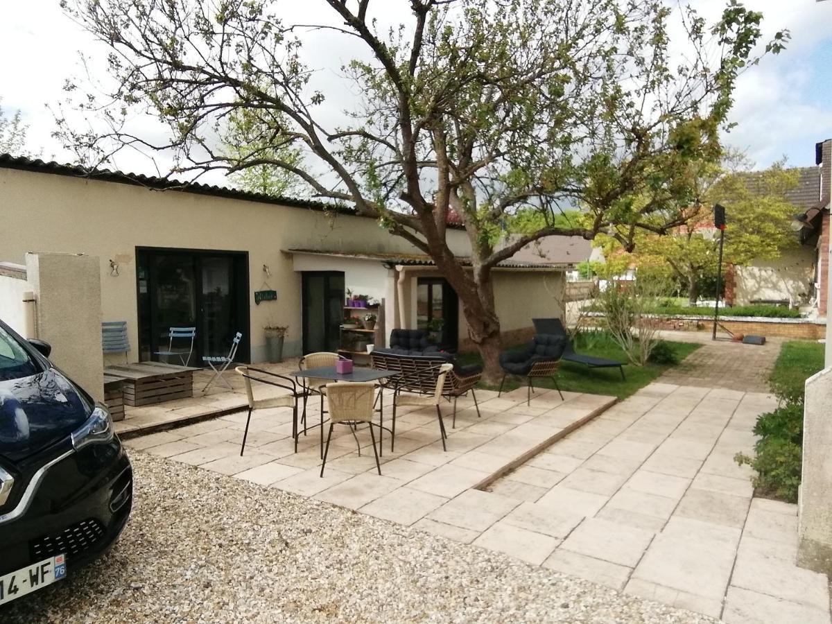Le Clos Des Feugrais Saint-Aubin-lès-Elbeuf Kültér fotó